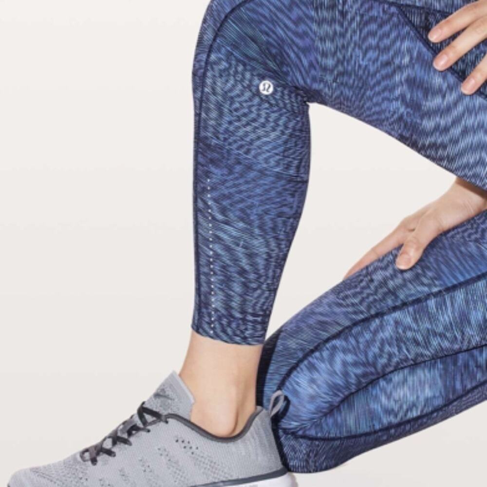 Lululemon Fast & Free 25" - Picture 3 of 12